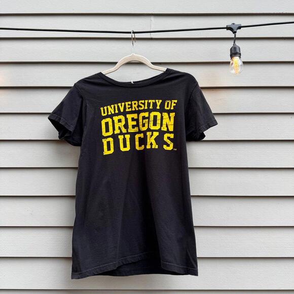 District Tops - NCAA University of Oregon Ducks - Size XL Black Shirt